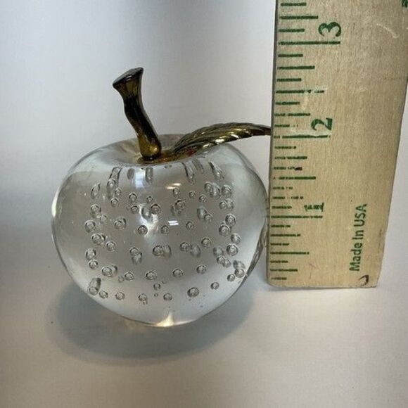 VTG New York Controlled Bubble Glass Apple Paperweight with Brass Stem & Leaf 3" - Picture 5 of 10